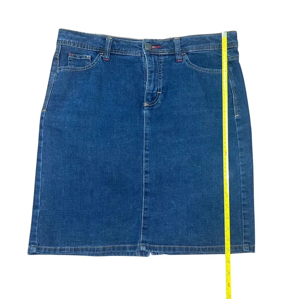 Vintage Y2K Wrangler Denim Jean Skirt Women's Blue 5-Pocket Classic Mid-Length‎